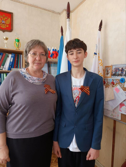 Проходит акция "Георгиевская ленточка".